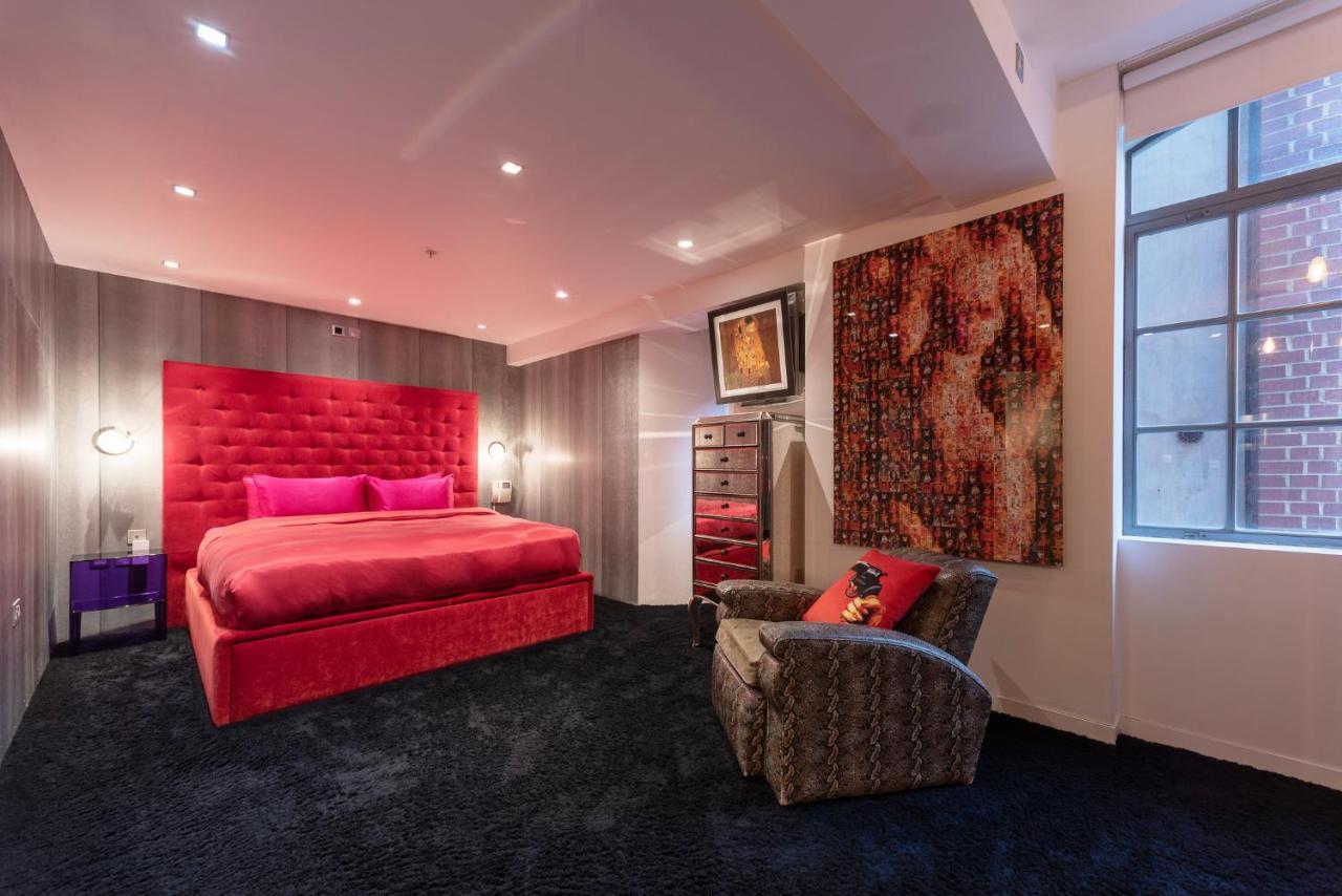 Amazingly Luxurious Loft Apartment, Soho - 3 Bedrooms, 2 Bath & Office Londen Buitenkant foto