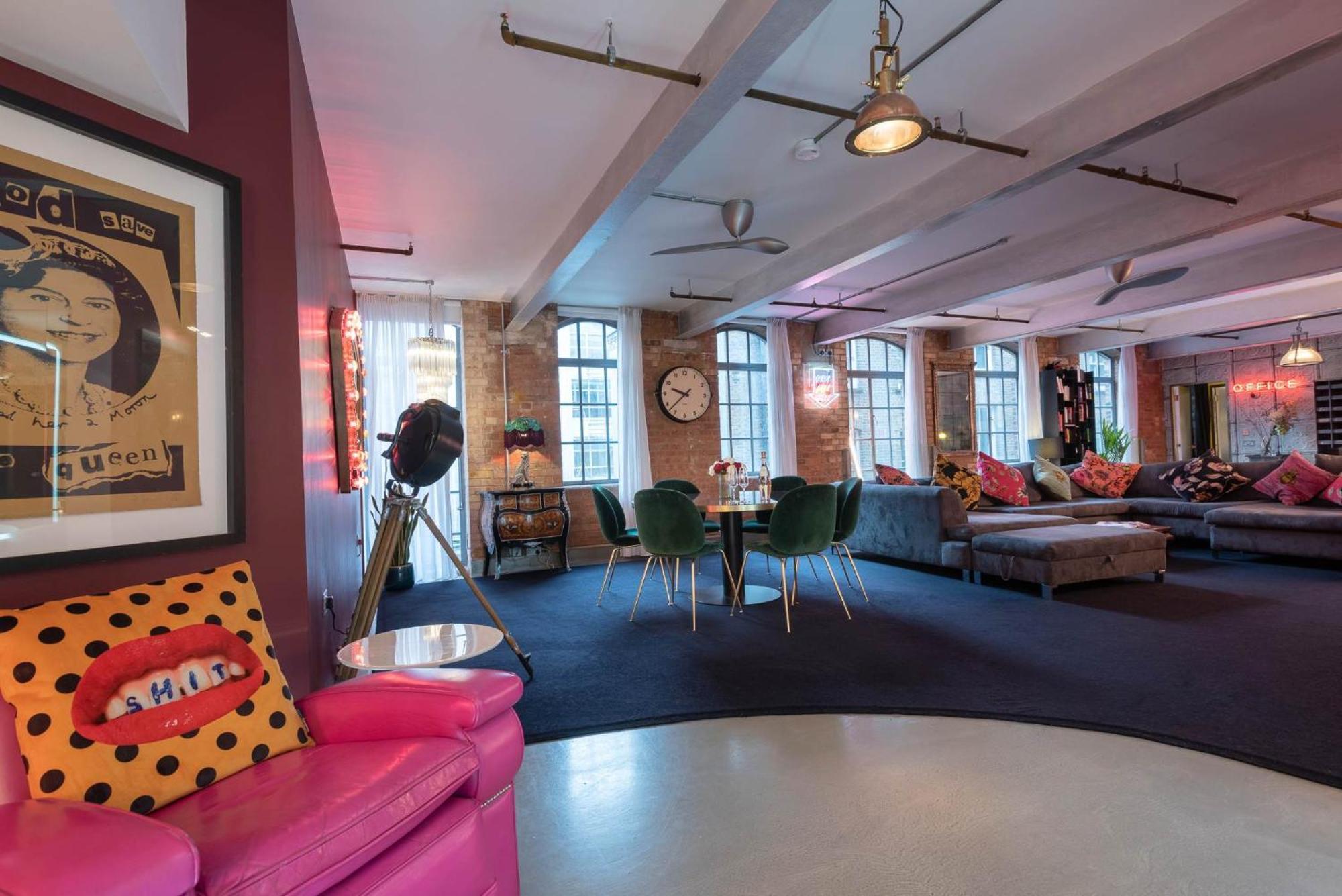 Amazingly Luxurious Loft Apartment, Soho - 3 Bedrooms, 2 Bath & Office Londen Buitenkant foto